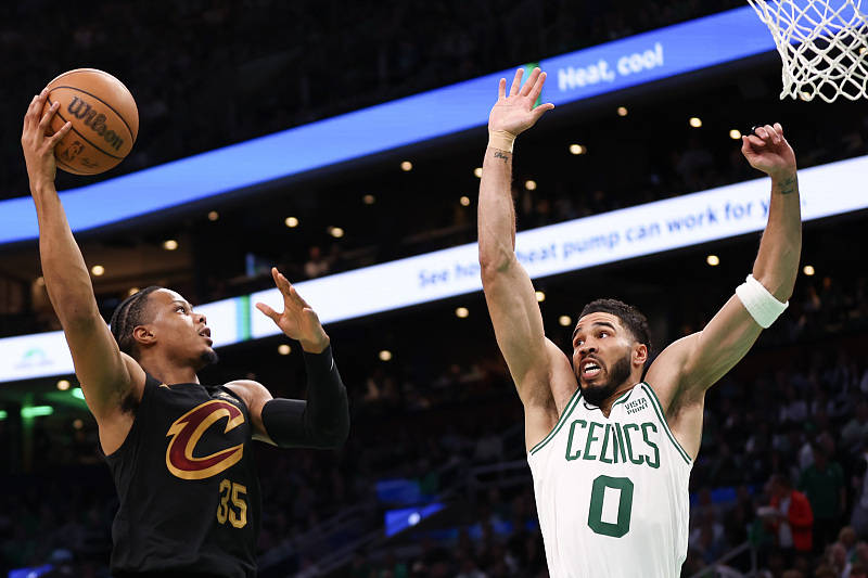 里程碑夜！波士顿凯尔特人造点机会，欧篮联关键时刻刷纪录，媒体盛赞，阵容厚度经受考验的简单介绍