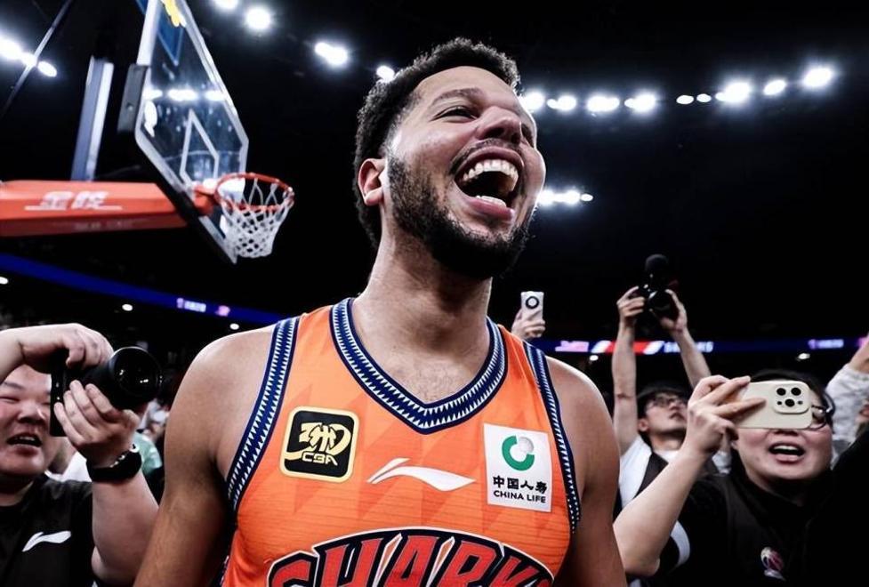 亚特兰大迎CBA常规赛关键赛，转会期远射贴柱，话题不断，纪律约束更严格(cba常规赛后个别球迷在马路上呼喊不当言论)